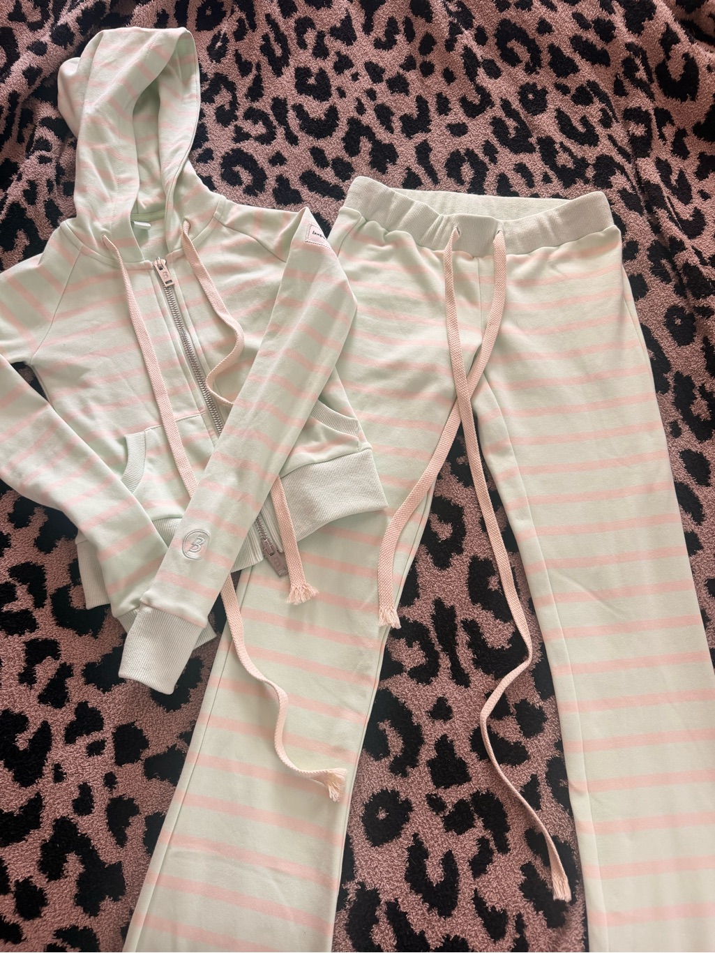 Striped Hooded Lounge Set In Mint And Cream Pink Body By Raven Tracy